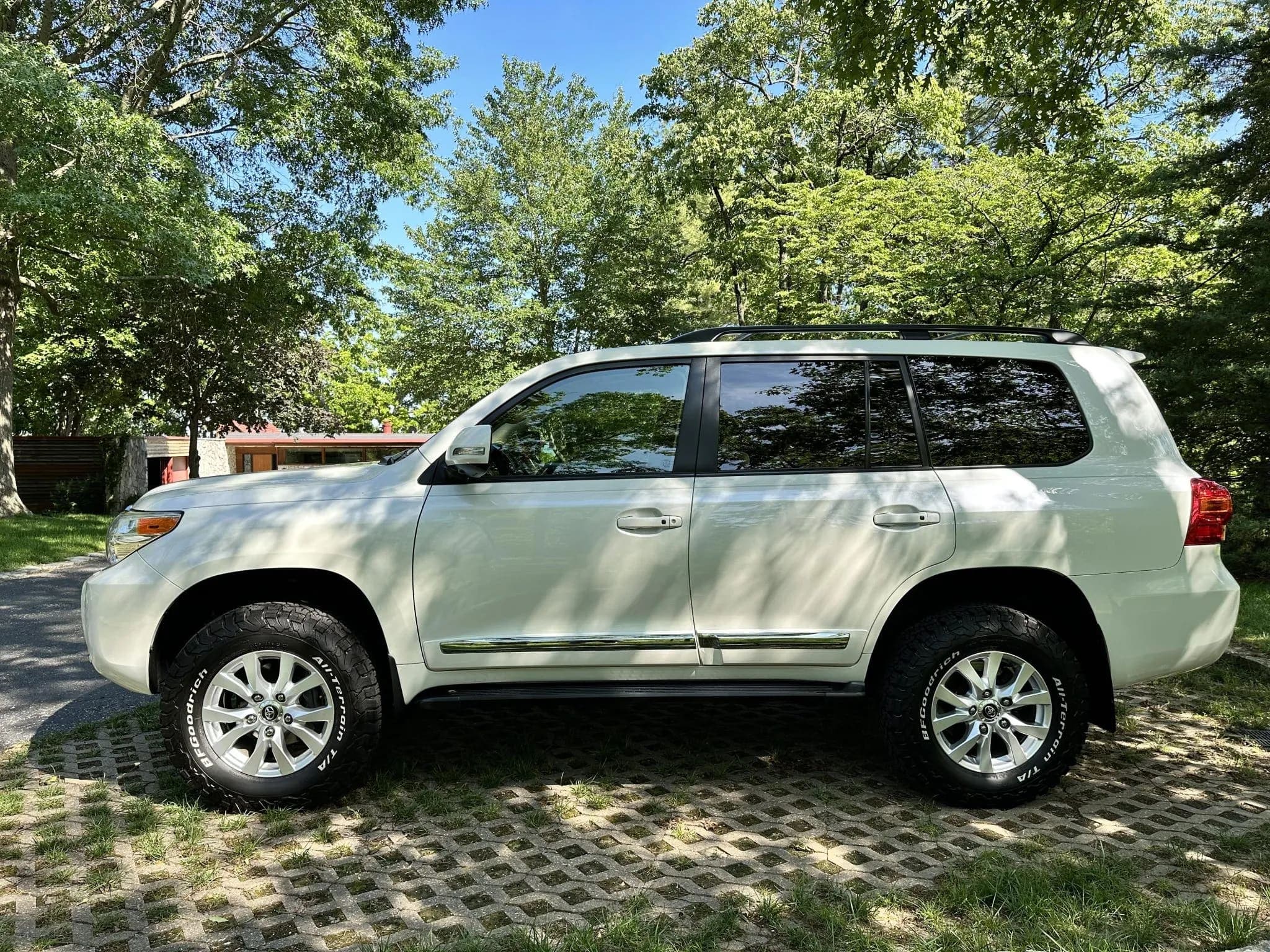 2013 Toyota Land Cruiser — Legendary Luxury, view