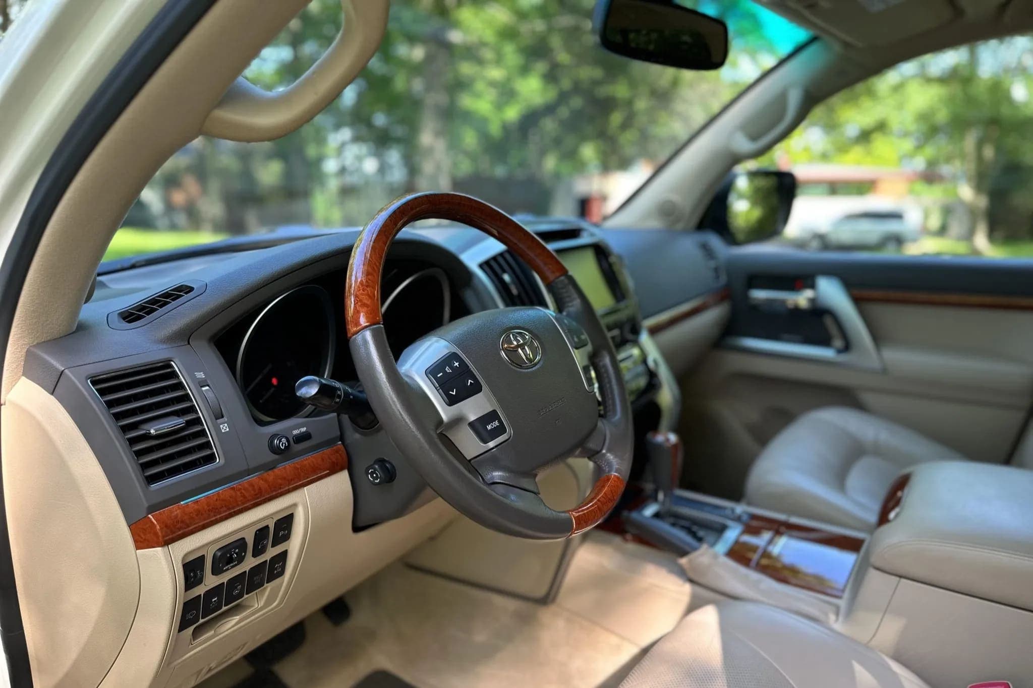 2013 Toyota Land Cruiser — Legendary Luxury, view