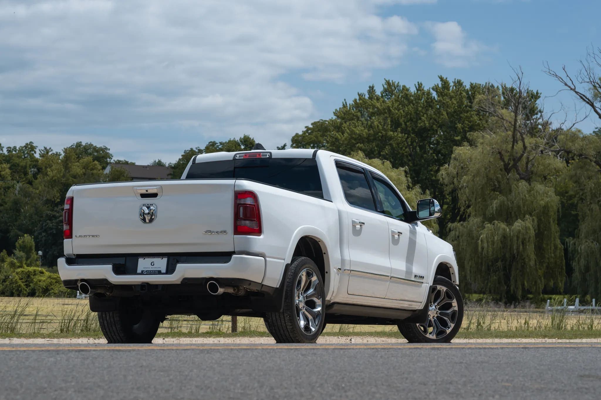 2019 Ram 1500 Limited Crew Cab HEMI 4x4 — Only 10,000 Miles!, view