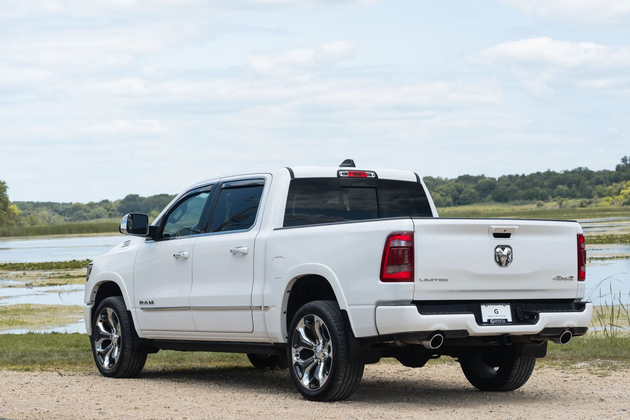 2019 Ram 1500 Limited Crew Cab HEMI 4x4 — Only 10,000 Miles!, view