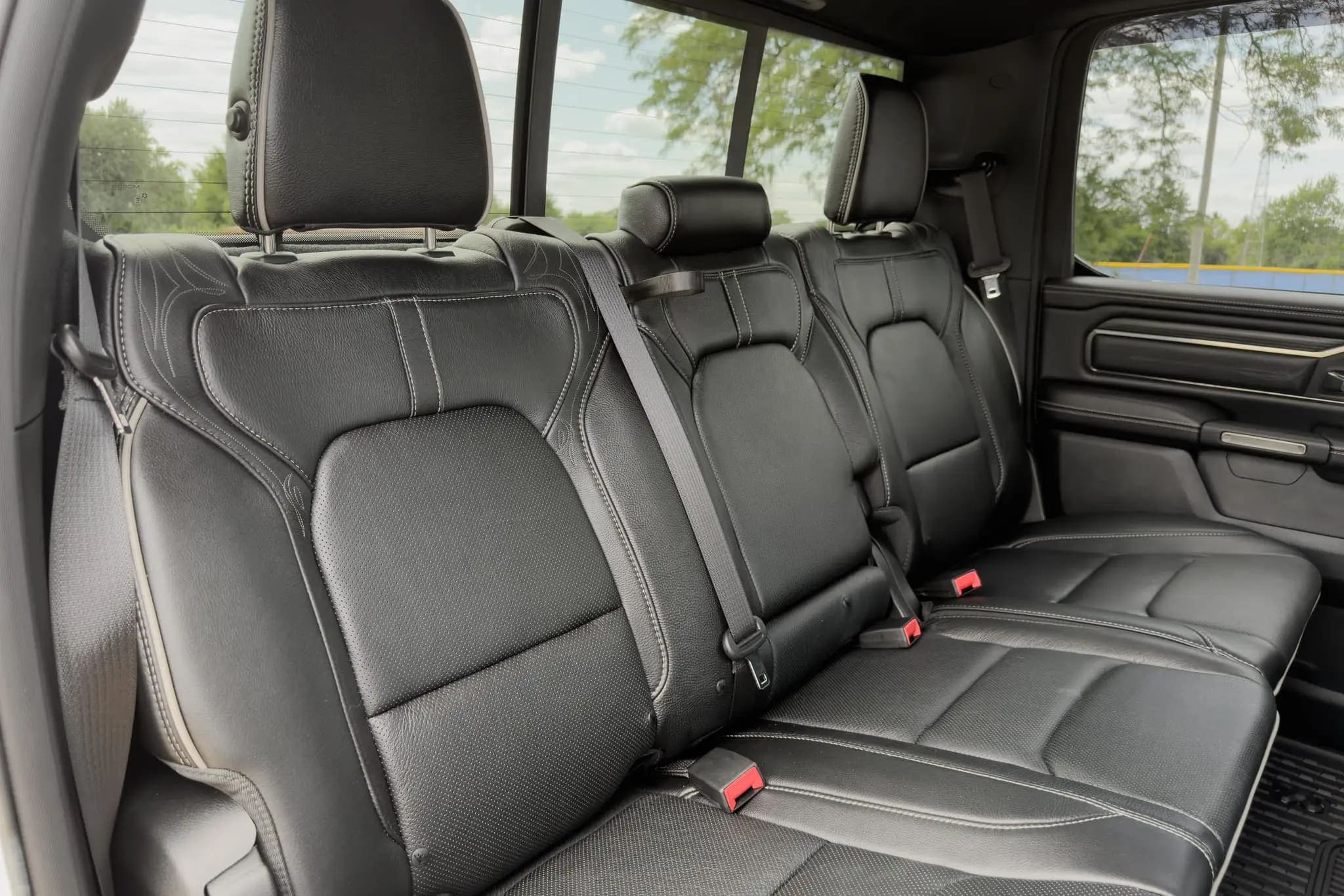 2019 Ram 1500 Limited Crew Cab HEMI 4x4 — Only 10,000 Miles!, view