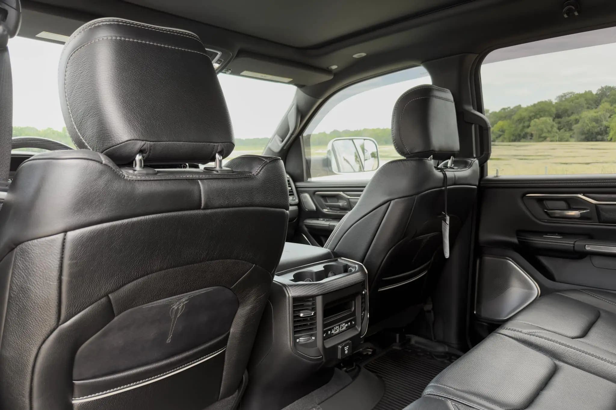 2019 Ram 1500 Limited Crew Cab HEMI 4x4 — Only 10,000 Miles!, view
