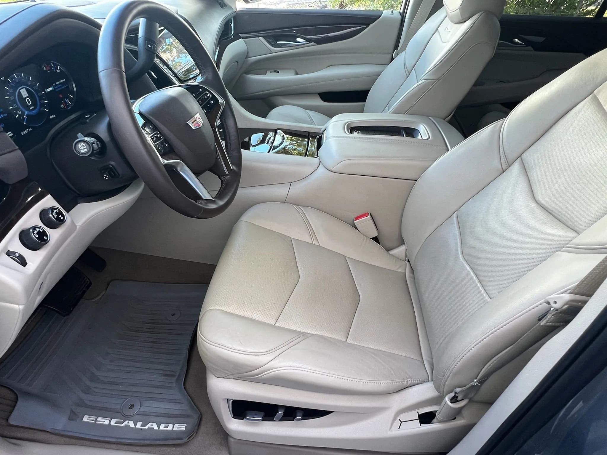 2017 Cadillac Escalade ESV Premium Luxury 4WD ONLY 29K MILES!, view
