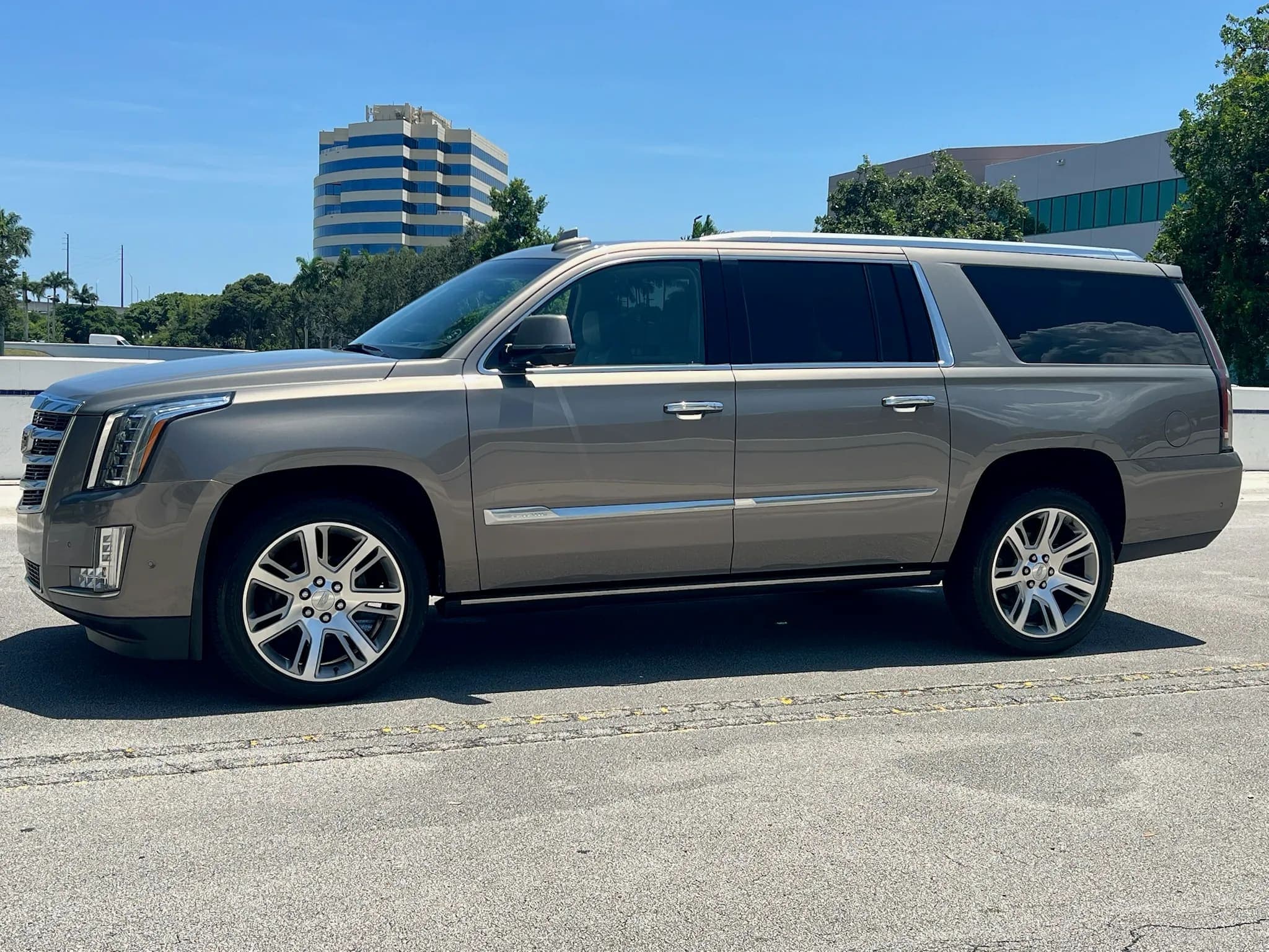 2017 Cadillac Escalade ESV Premium Luxury 4WD ONLY 29K MILES!, view
