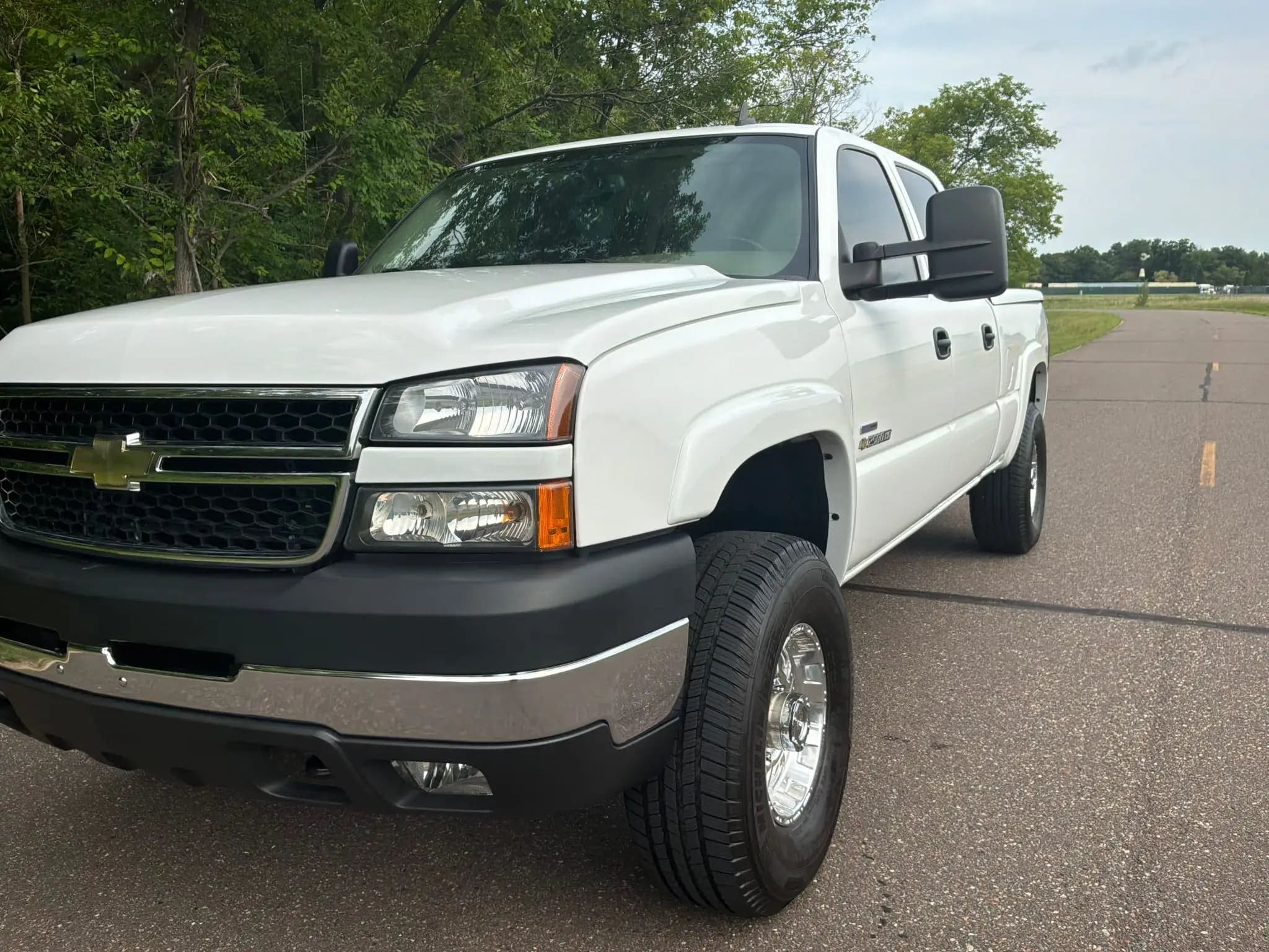 2007 Chevrolet Silverado Classic 2500 LT Crew Cab Duramax 4×4, view