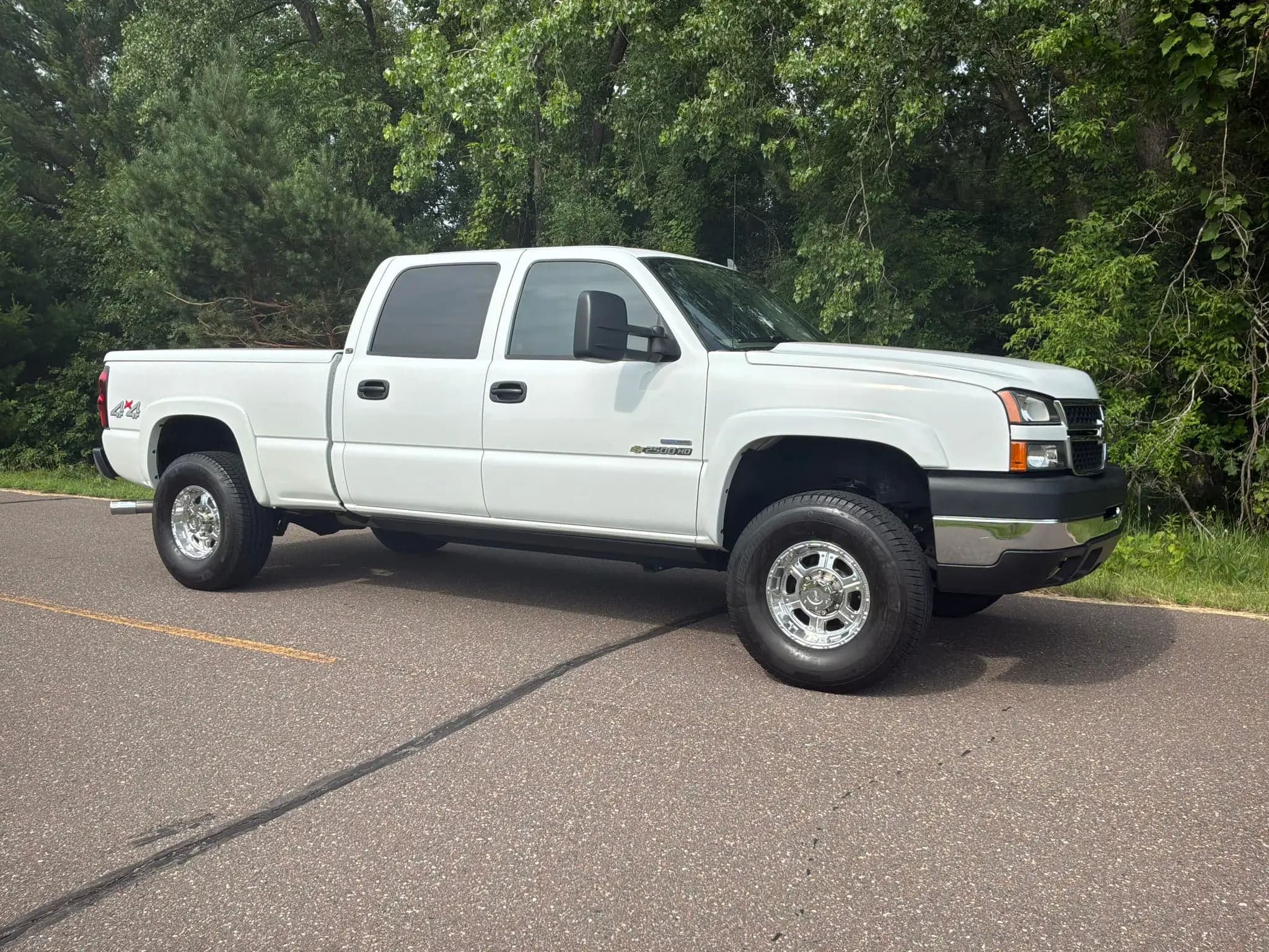 2007 Chevrolet Silverado Classic 2500 LT Crew Cab Duramax 4×4, view