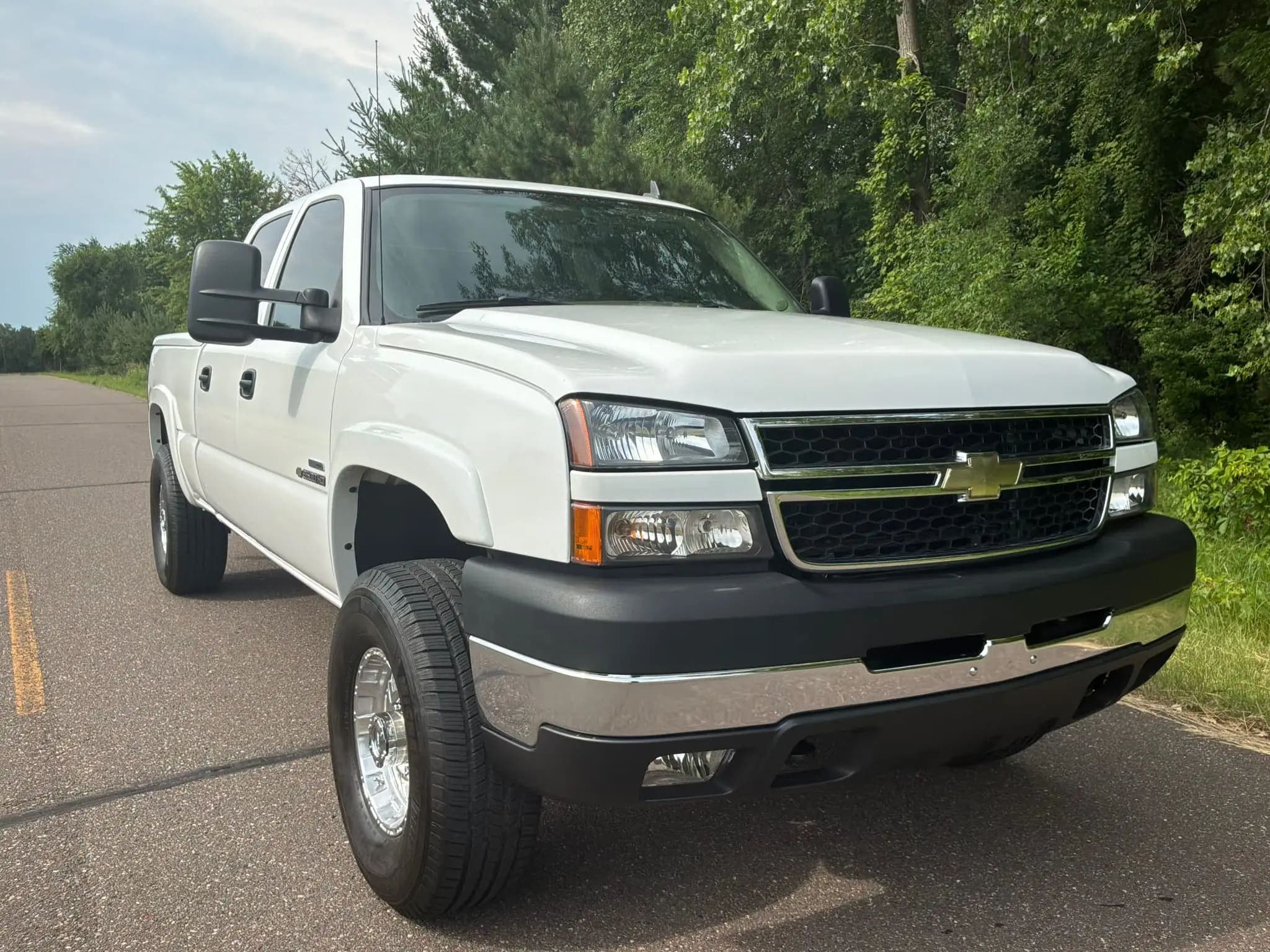 2007 Chevrolet Silverado Classic 2500 LT Crew Cab Duramax 4×4, view