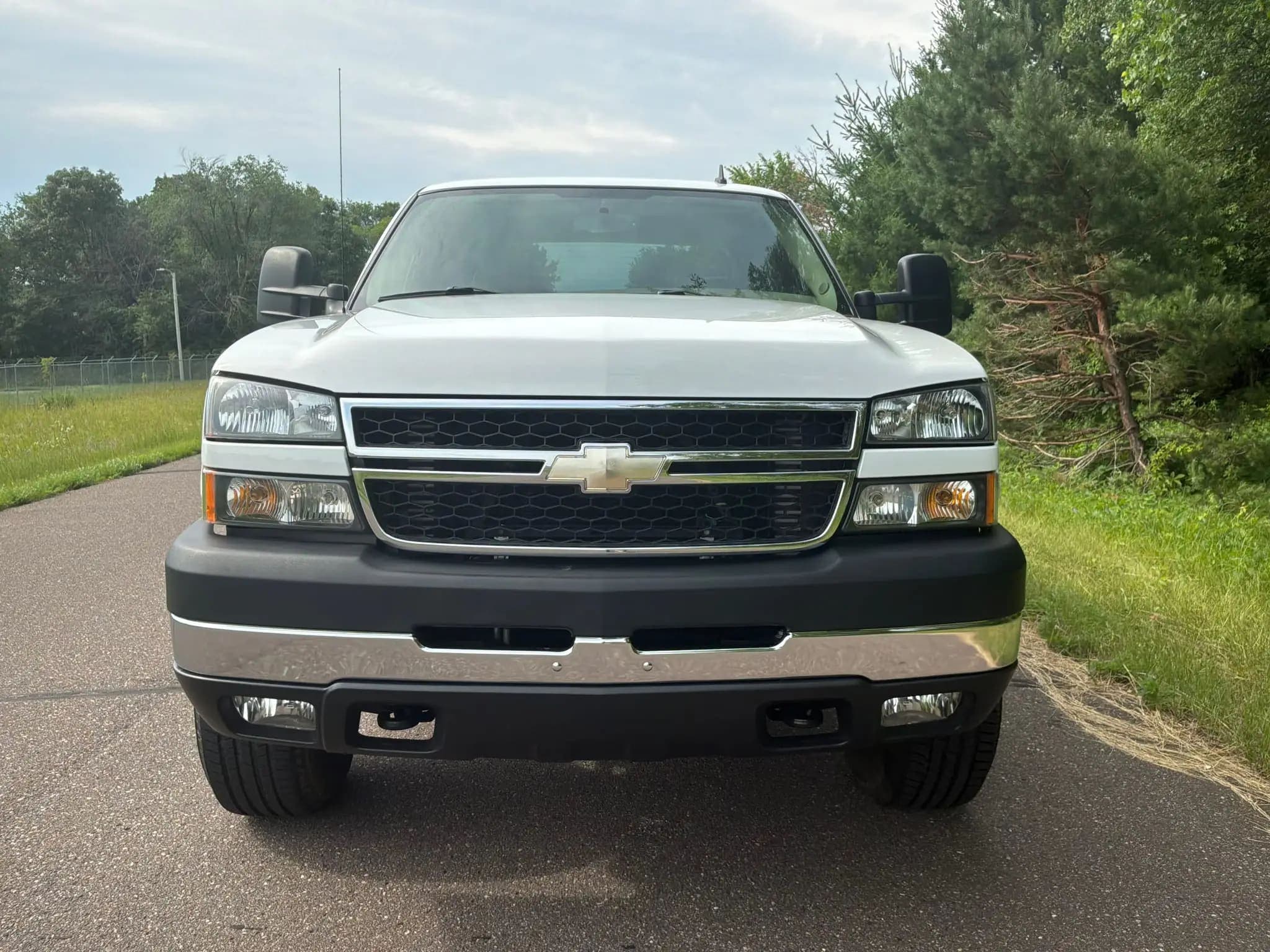 2007 Chevrolet Silverado Classic 2500 LT Crew Cab Duramax 4×4, view
